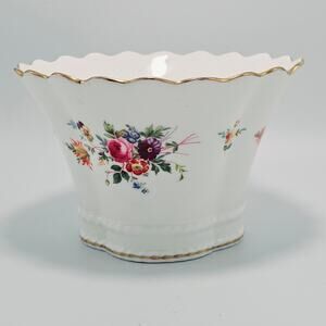 VTG Minton Marlow Bone China 6" x aprx 4" Centerpiece Bowl England
